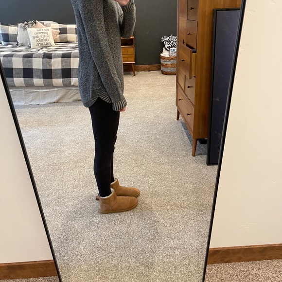 Galena v-neck sweater - Picture 2 of 5